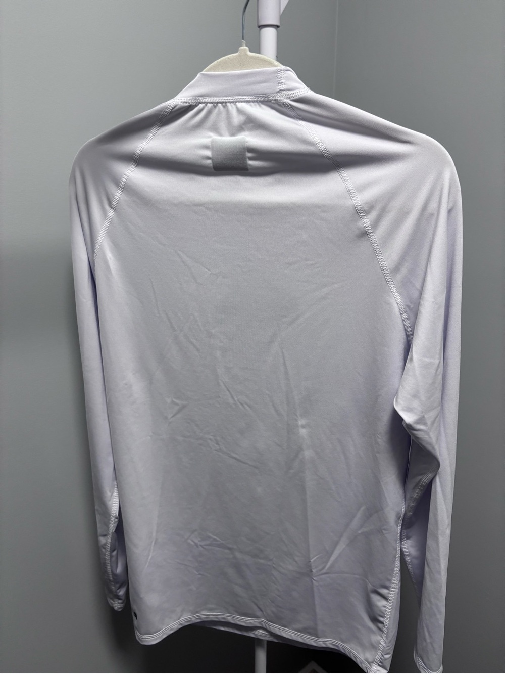 Quiksilver White Rash Guard - Picture 2 of 5